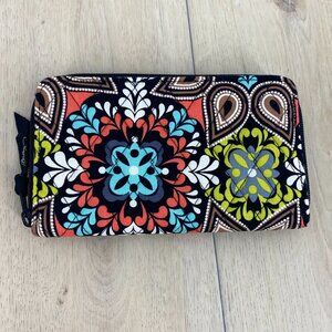 Vera Bradley Retired Sierra Pattern Zip Around Wallet​